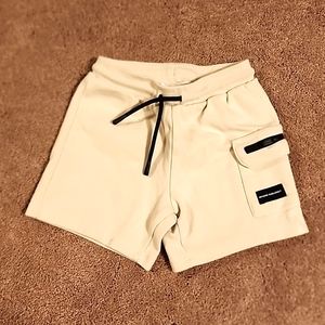 Zara Boys shorts, size 3-4 years, cream in color